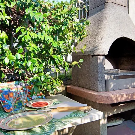 Apartamento Madonnina Terrace E Garden Colico